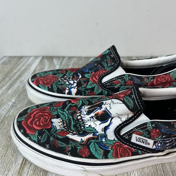 Vans Shoes Skater Skull And Roses Black And Red Unisex W Size 7 - Picture 2 of 7